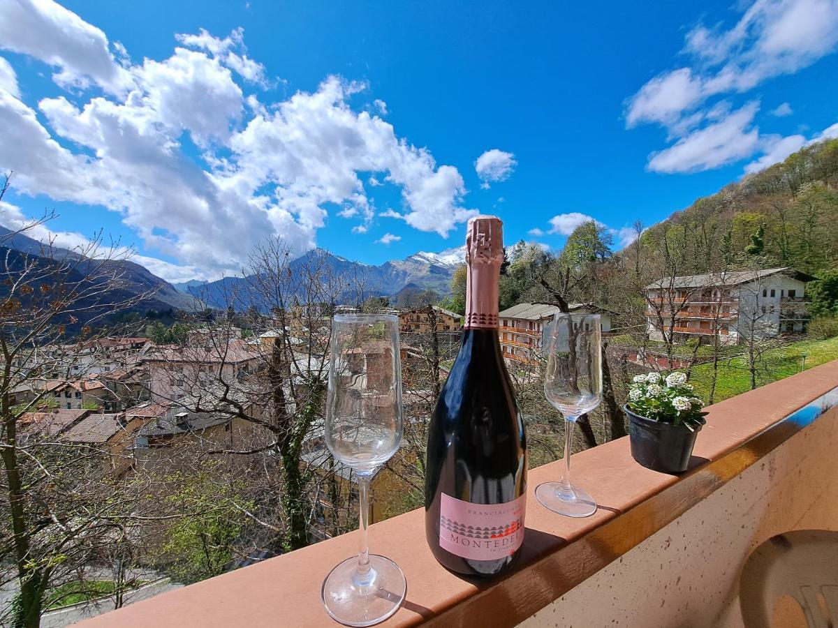 Mountain View Charming Apartment Moggio  Dış mekan fotoğraf